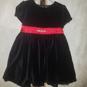 4T black dress